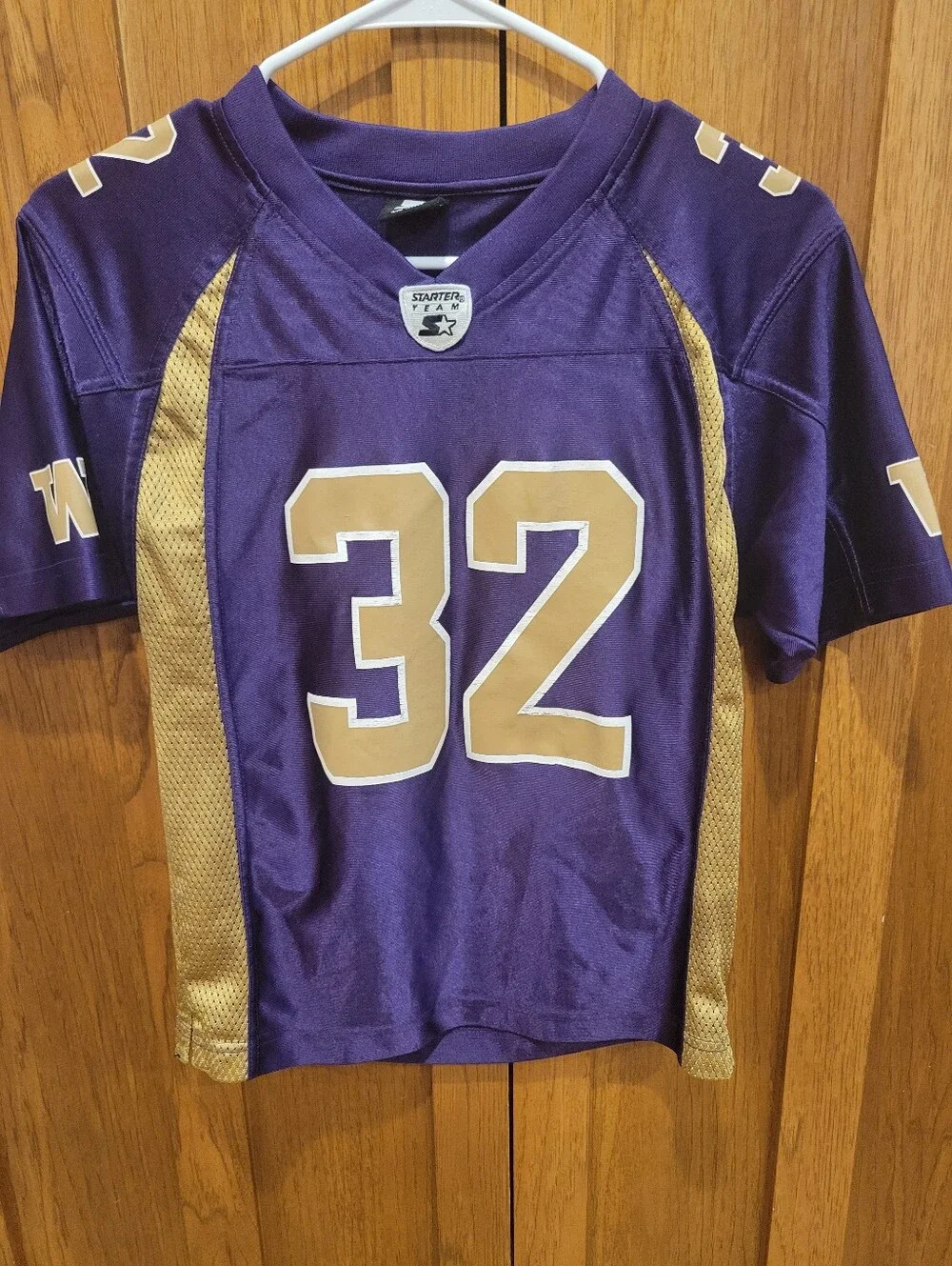 Youth Huskeys Jersery.  Starter Brand Size 12/14